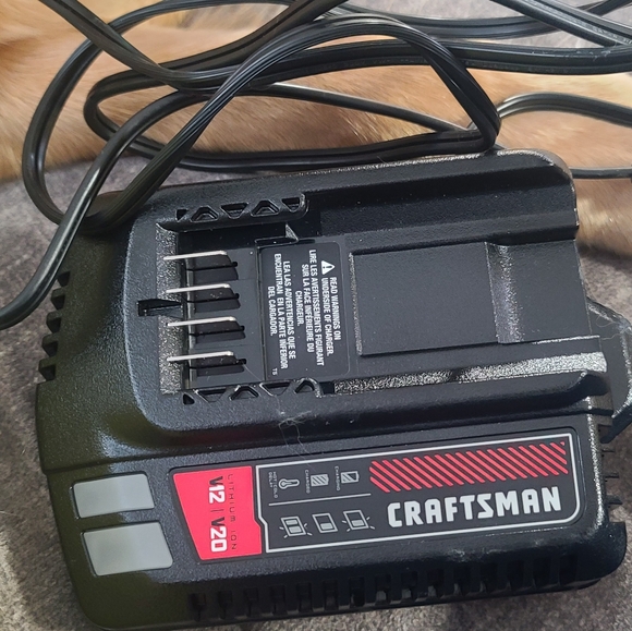 craftsman Other - Craftsman Littium Battery Charger Model CMCB100